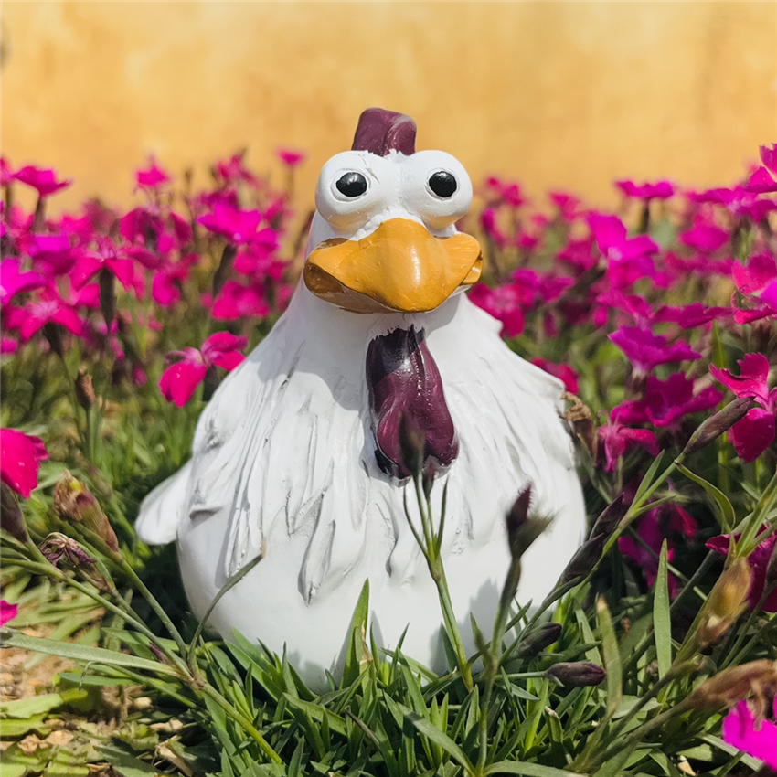 Resin Art Sculptures - Funny Chicken Fence Decor Statues Resin