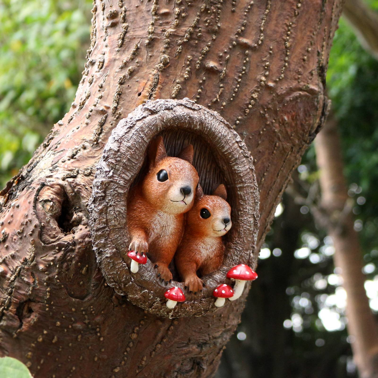 Squirrels in Tree Hollow Statu – обзор и цена Resin Art Sculptures