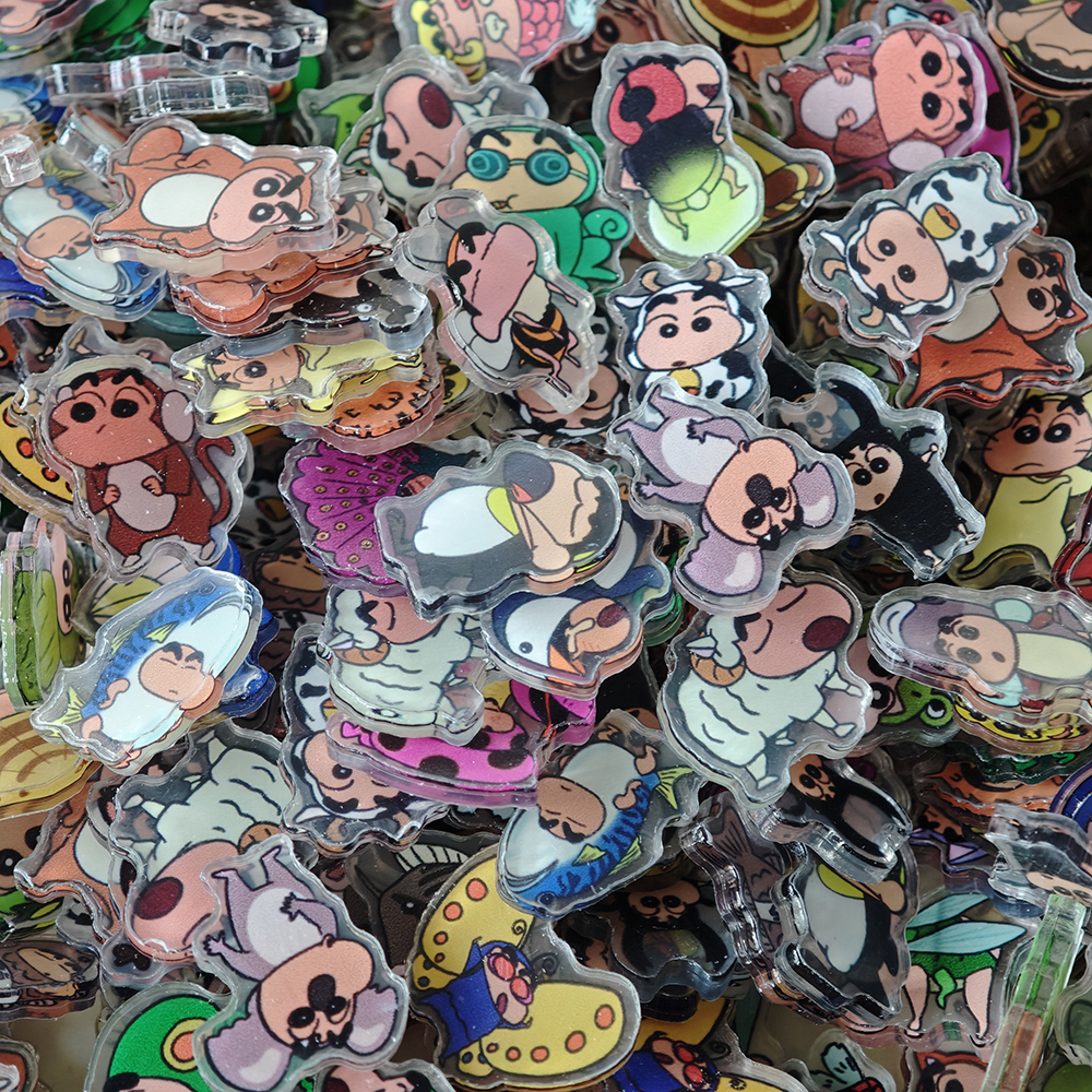 50pcs/set Cartoon Crayon Shin- – обзор и цена Resin Art Phone Case