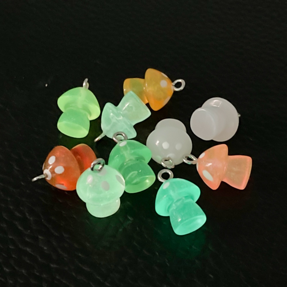 16pcs Luminous Mushroom Charms – обзор и цена Resin Art Engagement